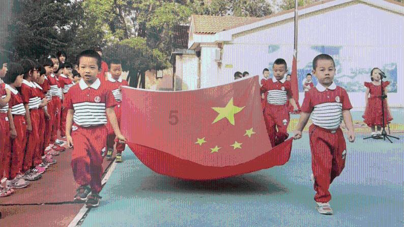 为什么我们会把生活过成这样子？游戏画面